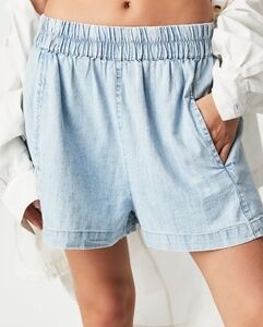 We The Free Light Blue Denim Elastic-Waist Shorts
